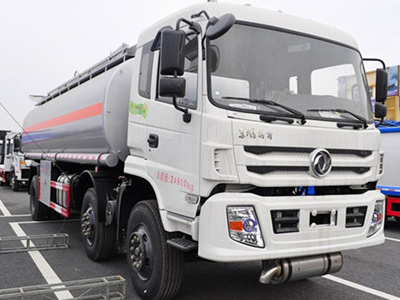 東風特商三軸20噸油罐車