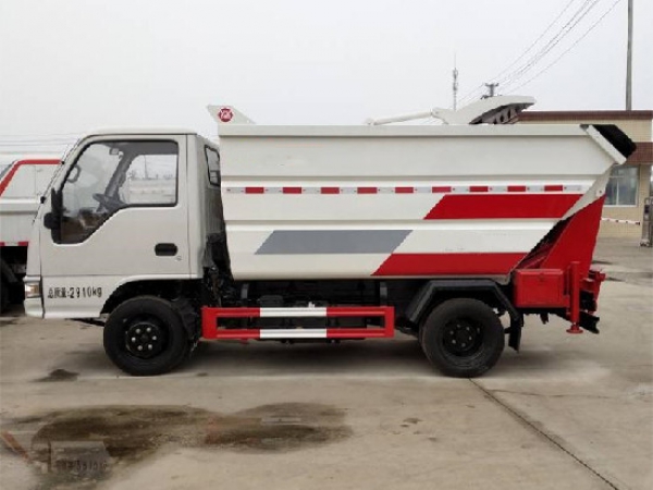 躍進(jìn)S70國六4方無泄漏壓縮垃圾車