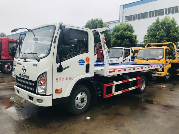 大運藍(lán)牌清障車一拖二
